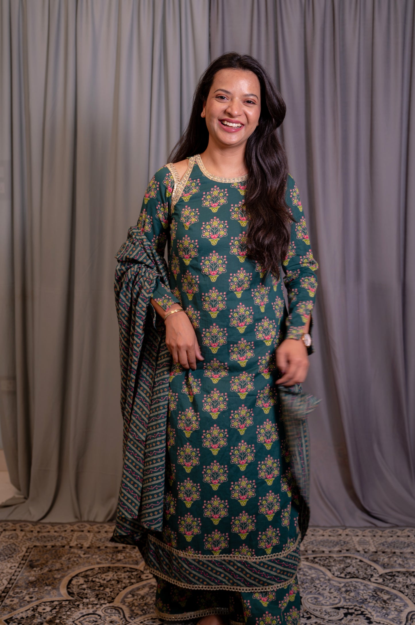 Green Pakistani Kurta Set